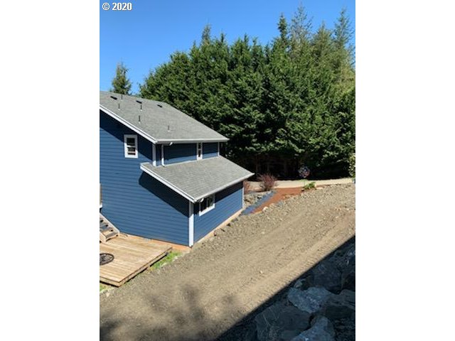 57348 Crest Acres Road Coquille, OR 97423 - Photo 14 of 16 Gallery Image 14