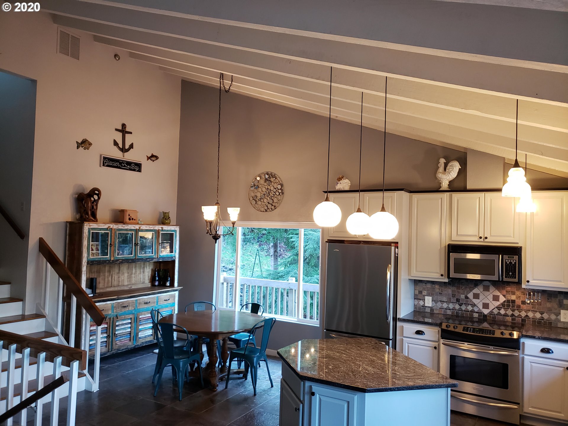 57348 Crest Acres Road Coquille, OR 97423 - Photo 5 of 16 Gallery Image 5