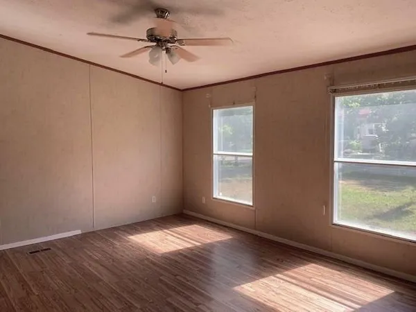 $1,500 | 95 Janice Drive, Denison, TX 75020
