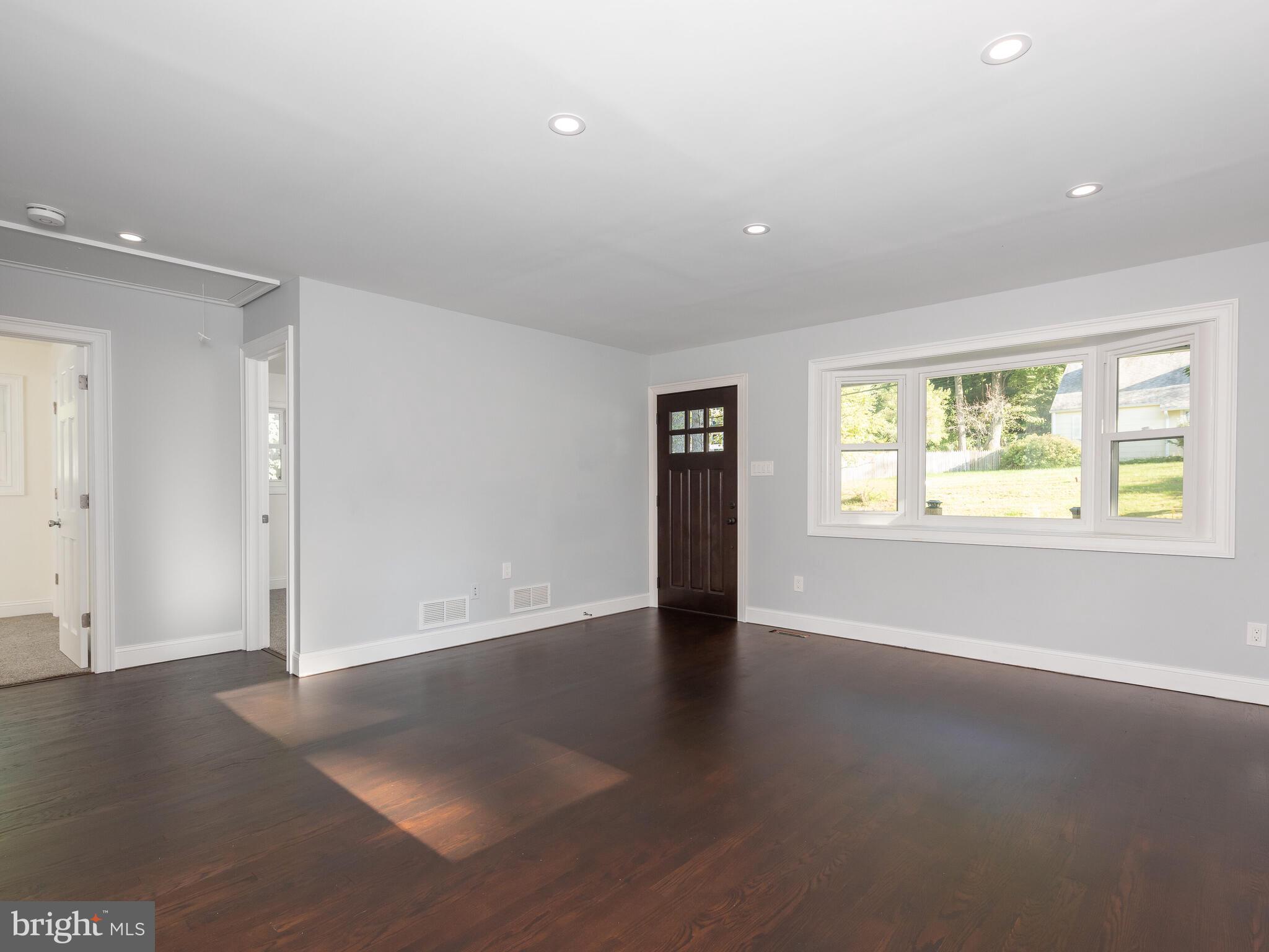 15 Fahnestock Road Malvern, PA 19355 - Photo 5 of 25 Gallery Image 5