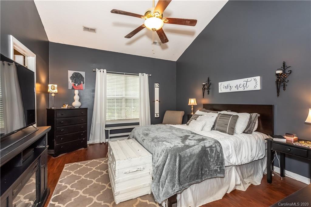 7207 Reedy Creek Road Charlotte, NC 28215 - Photo 20 of 39
