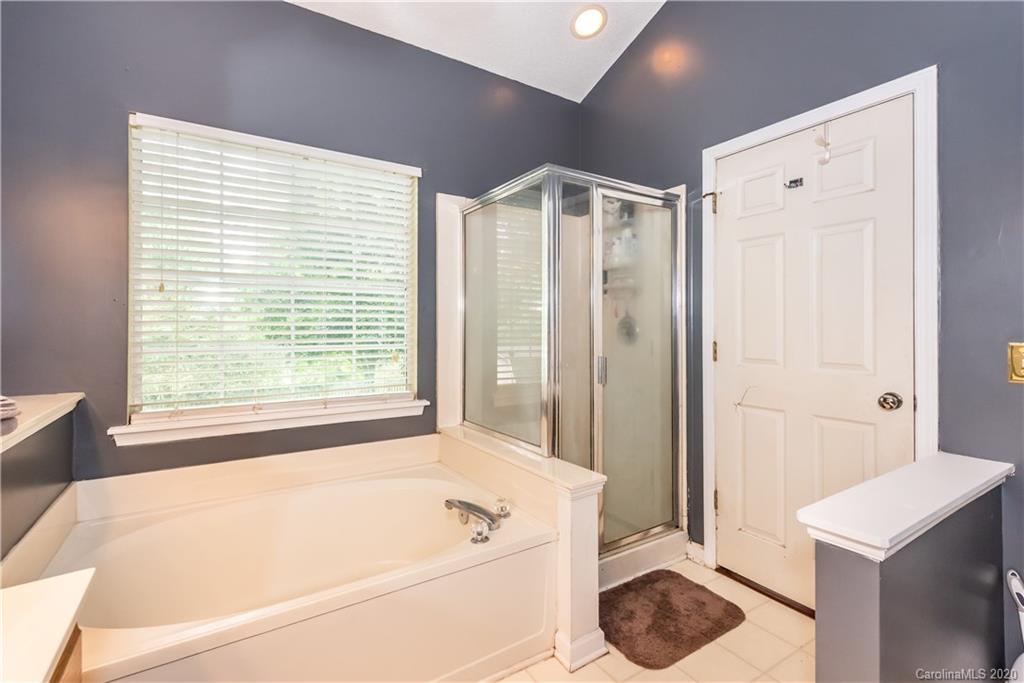 7207 Reedy Creek Road Charlotte, NC 28215 - Photo 23 of 39