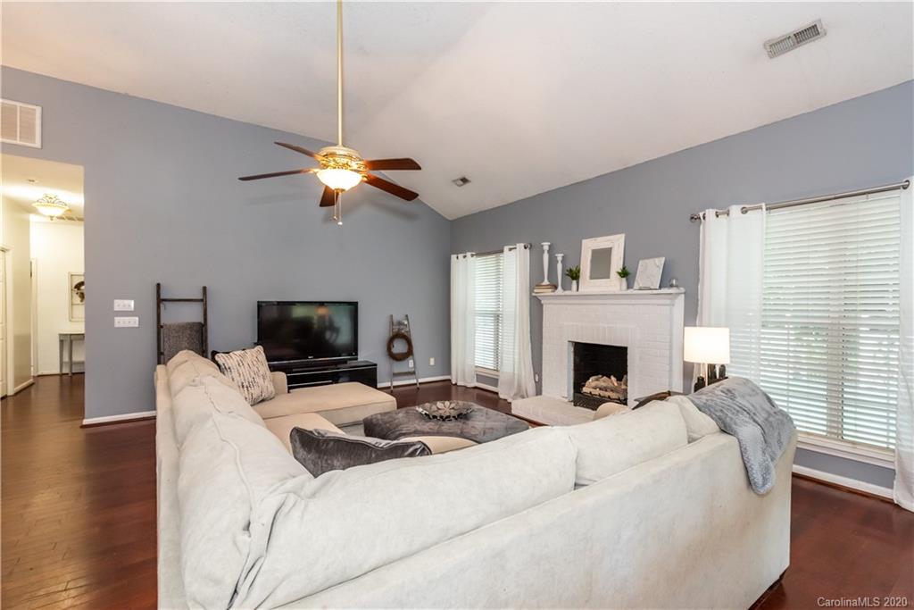 7207 Reedy Creek Road Charlotte, NC 28215 - Photo 9 of 39