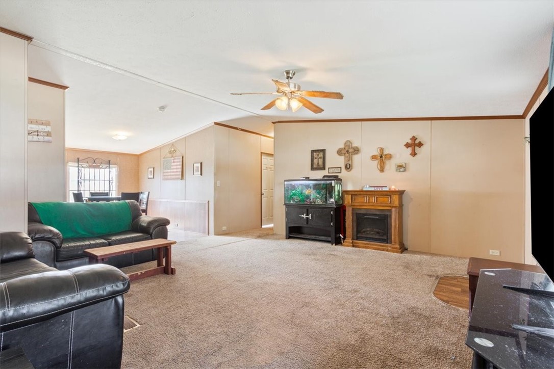 4517 Rocking K Drive Waco, TX 76705 - Photo 5 of 25 a living room with furniture and a flat screen tv