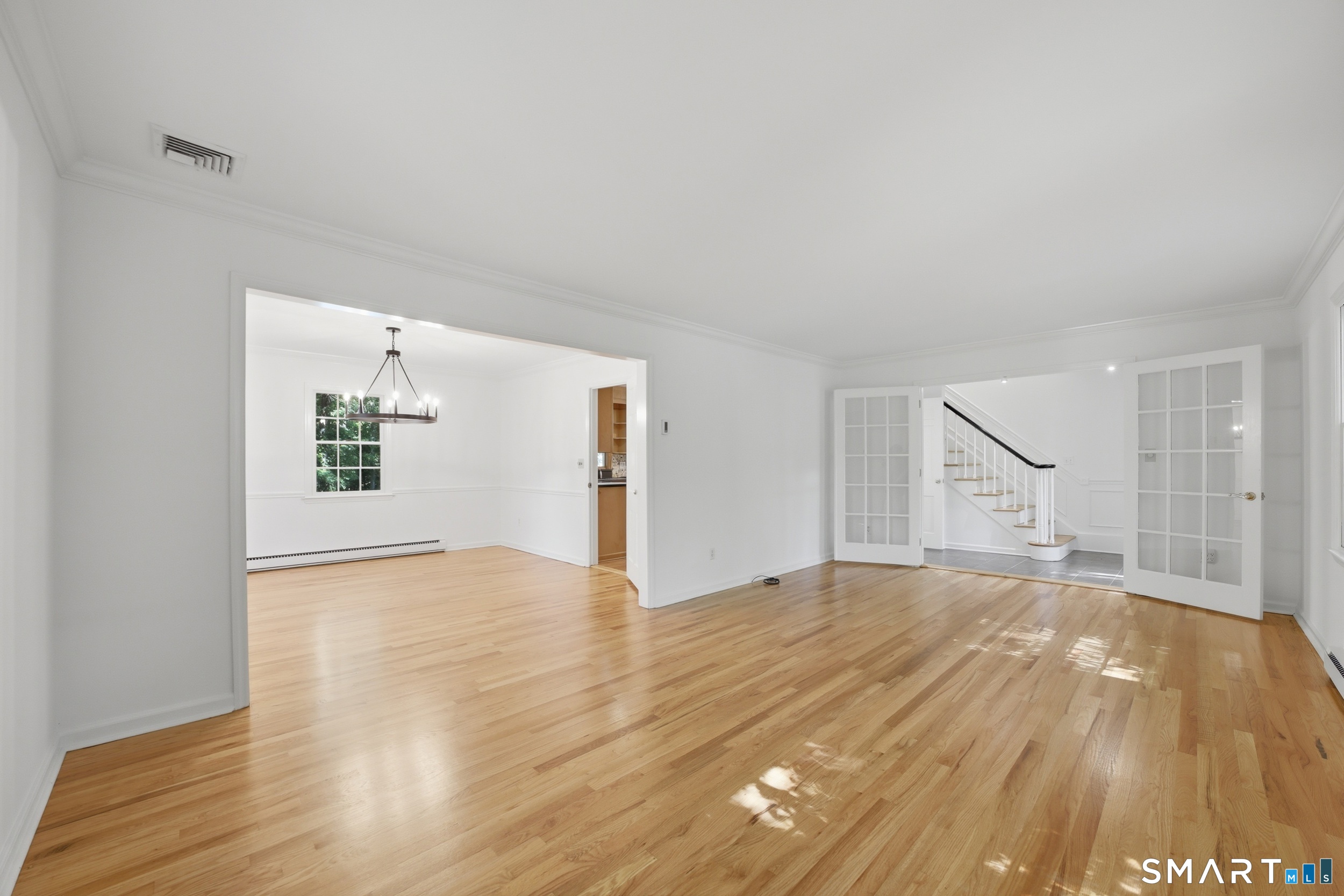 156 West Haviland Lane Stamford, CT 06903 - Photo 12 of 29