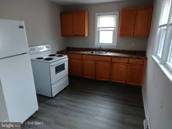 $1,600 | 16 North Orchard Street, Gibbstown, NJ 08027