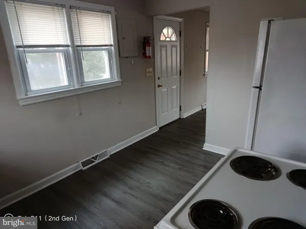 $1,600 | 16 North Orchard Street, Gibbstown, NJ 08027