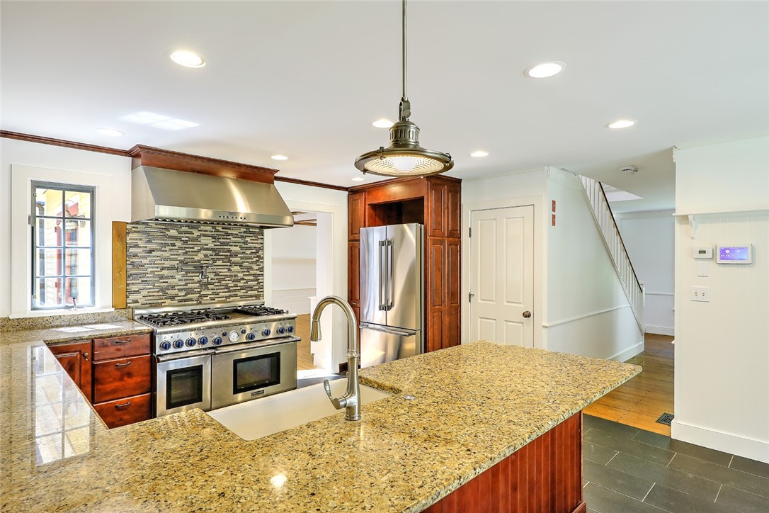 17 Austin Lane Little Compton, RI 02837 - Photo 12 of 38