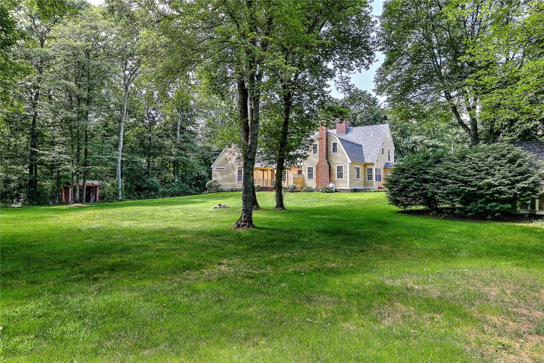 17 Austin Lane Little Compton, RI 02837 - Photo 31 of 38