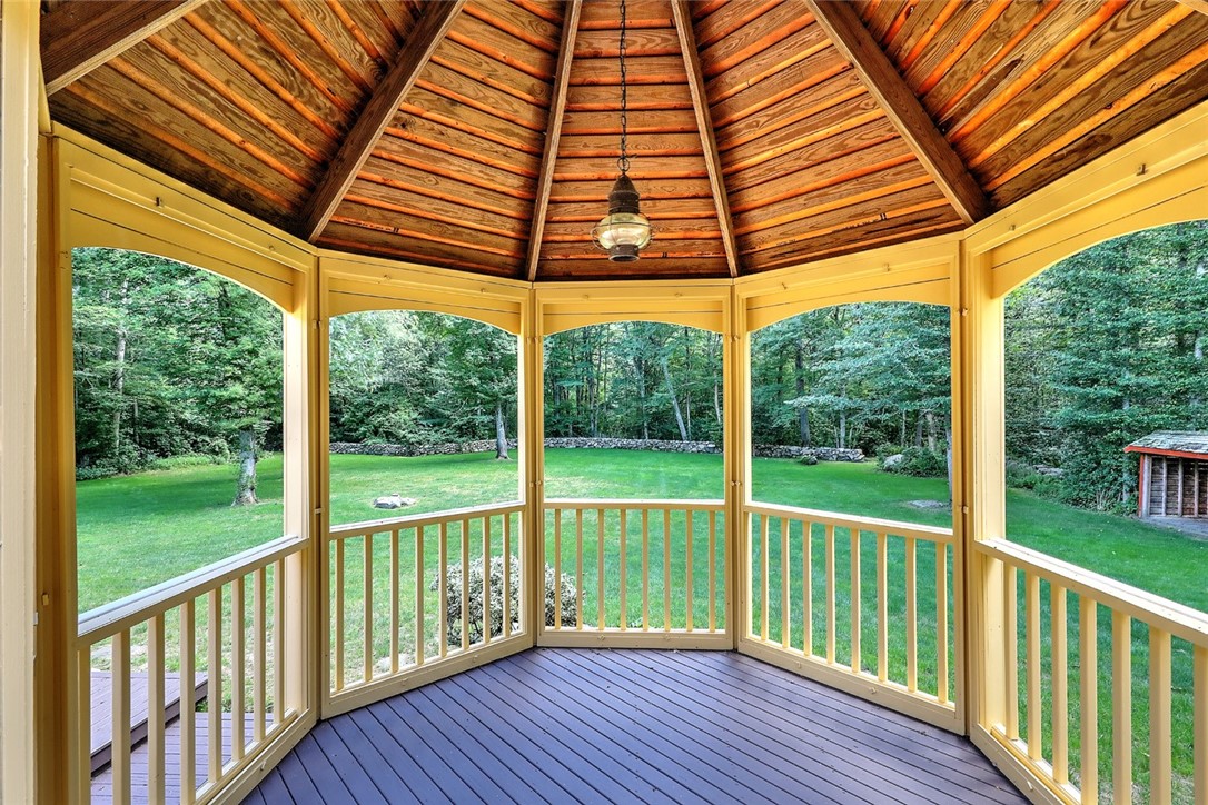 17 Austin Lane Little Compton, RI 02837 - Photo 36 of 38 Gazebo