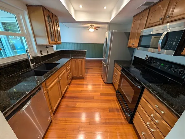 $2,275 | 719 Regent Circle South, Brandon, FL 33511