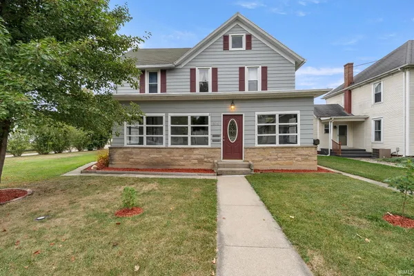 $319,900 | 304 North Main Street, Columbia City, IN 46725
