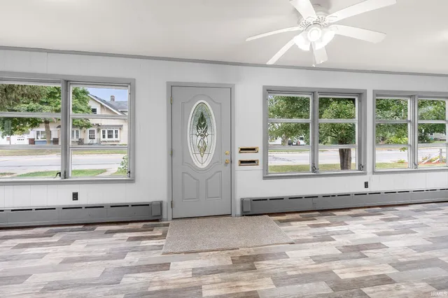 $329,900 | 304 North Main Street, Columbia City, IN 46725