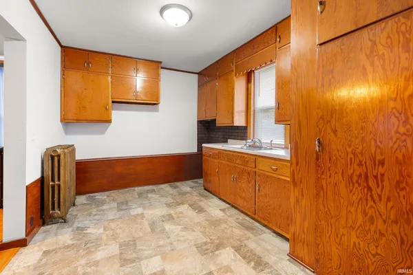 $309,900 | 304 North Main Street, Columbia City, IN 46725