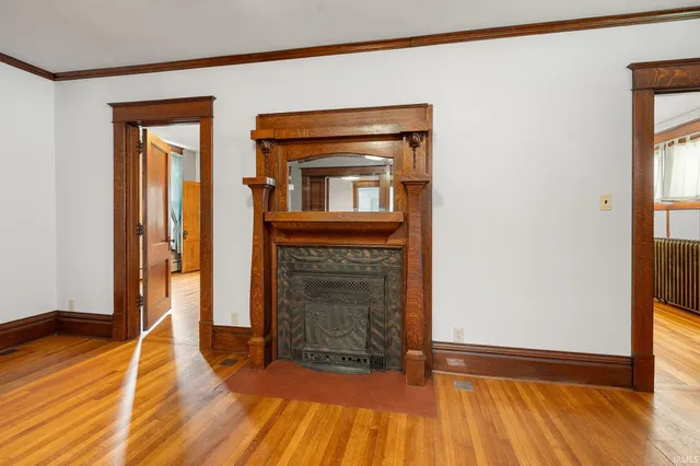 $329,900 | 304 North Main Street, Columbia City, IN 46725