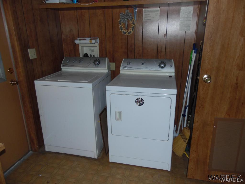 5654 Pasadena Road Fort Mohave, AZ 86426 - Photo 13 of 17 a utility room with dryer and washer