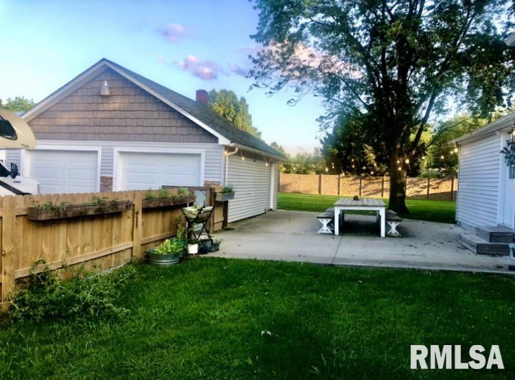 13790 Ewing Road Whittington, IL 62897 - Photo 6 of 21