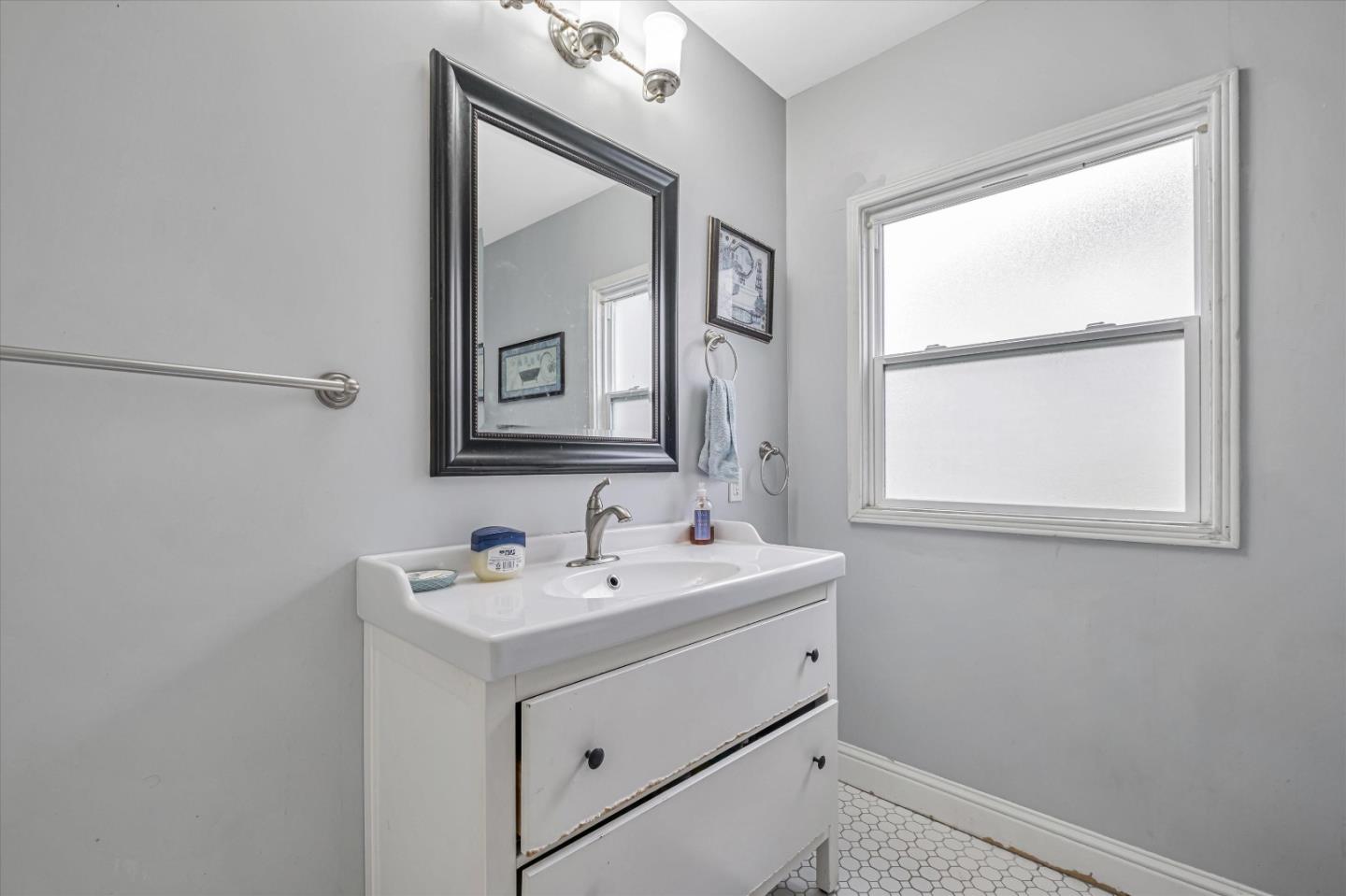 8245 Golf Links Road Oakland, CA 94605 - Photo 29 of 41 a utility room with dryer and washer