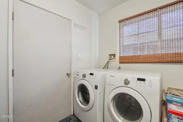 a view of a house with a outdoor space