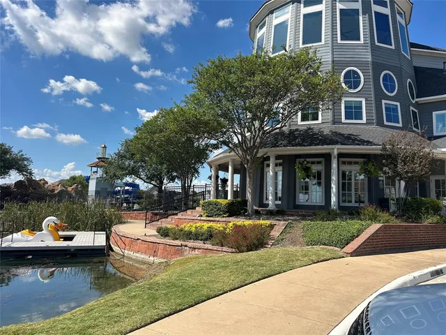 $309,800 | 1124 Spanish Moss Drive, Savannah, TX 76227