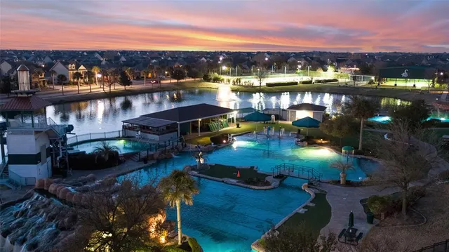 $309,800 | 1124 Spanish Moss Drive, Savannah, TX 76227