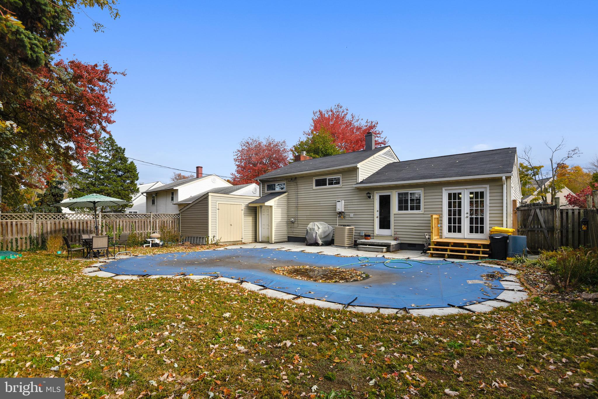112 Ridgely Road Glen Burnie, MD 21061 - Photo 5 of 47 Built In Pool