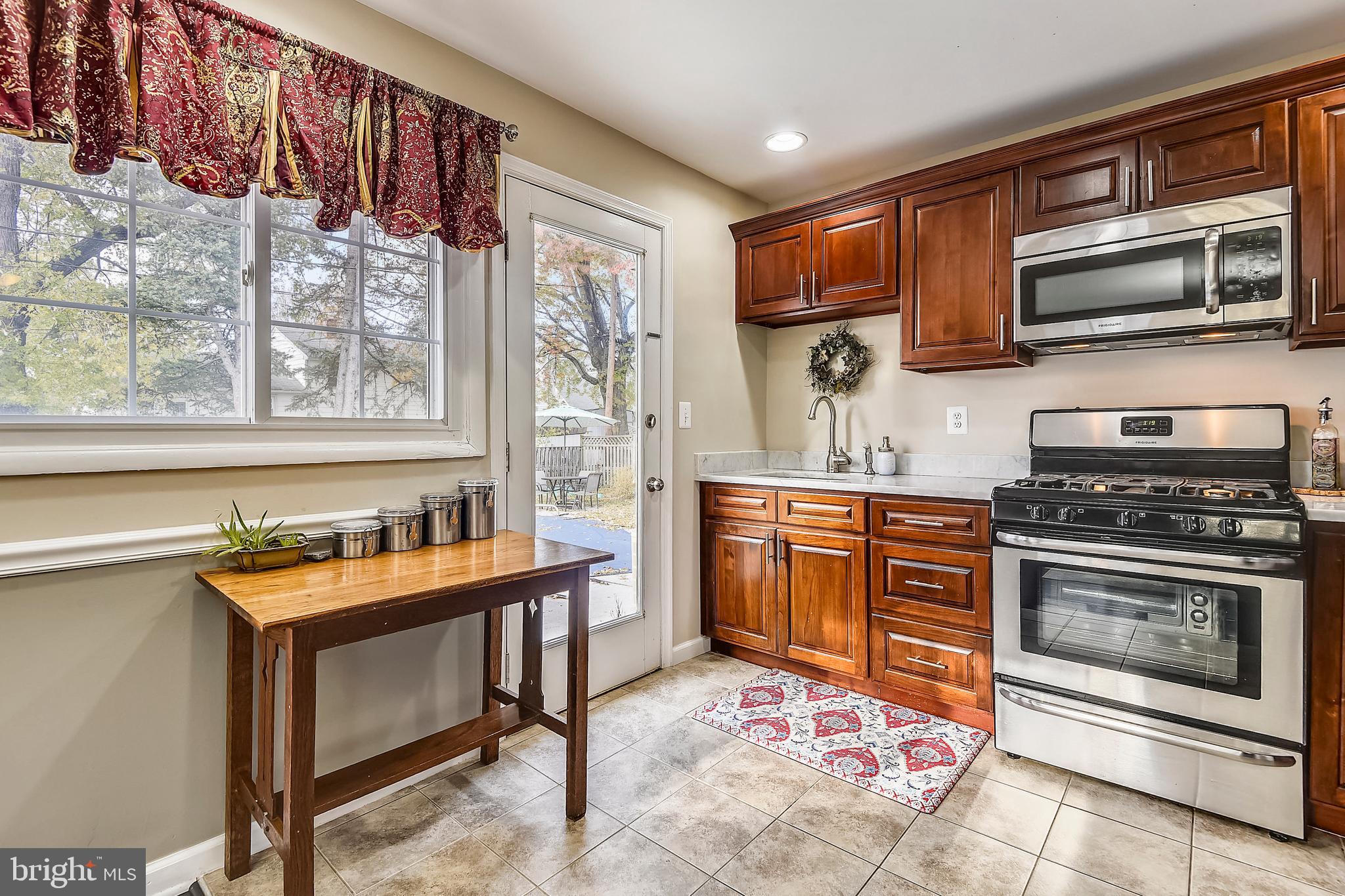 112 Ridgely Road Glen Burnie, MD 21061 - Photo 10 of 47 Kitchen
