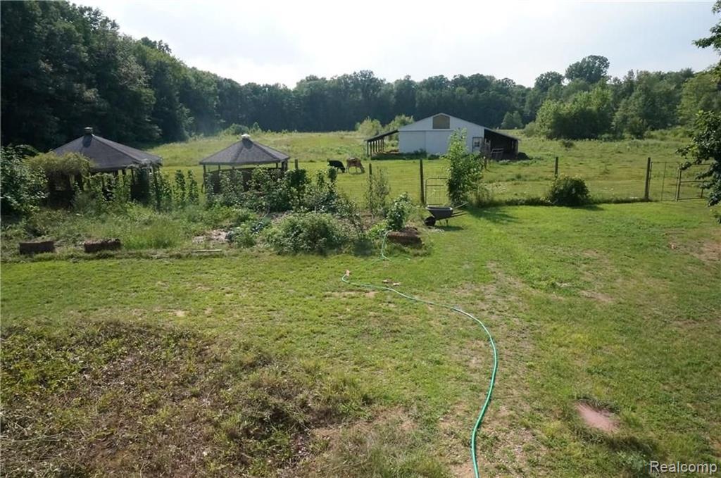 21020 Clark Road Belleville, MI 48111 - Photo 34 of 44