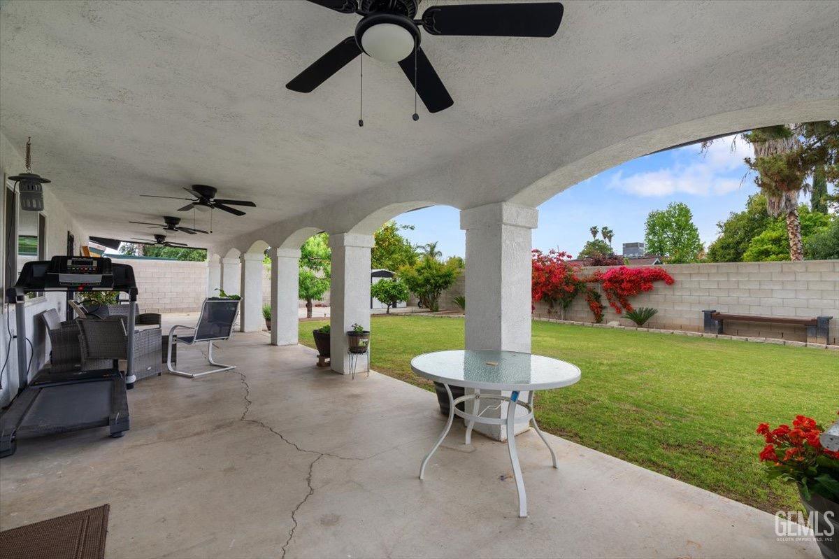 Undisclosed Address Bakersfield, CA 93309 - Photo 28 of 30 a outdoor space with furniture