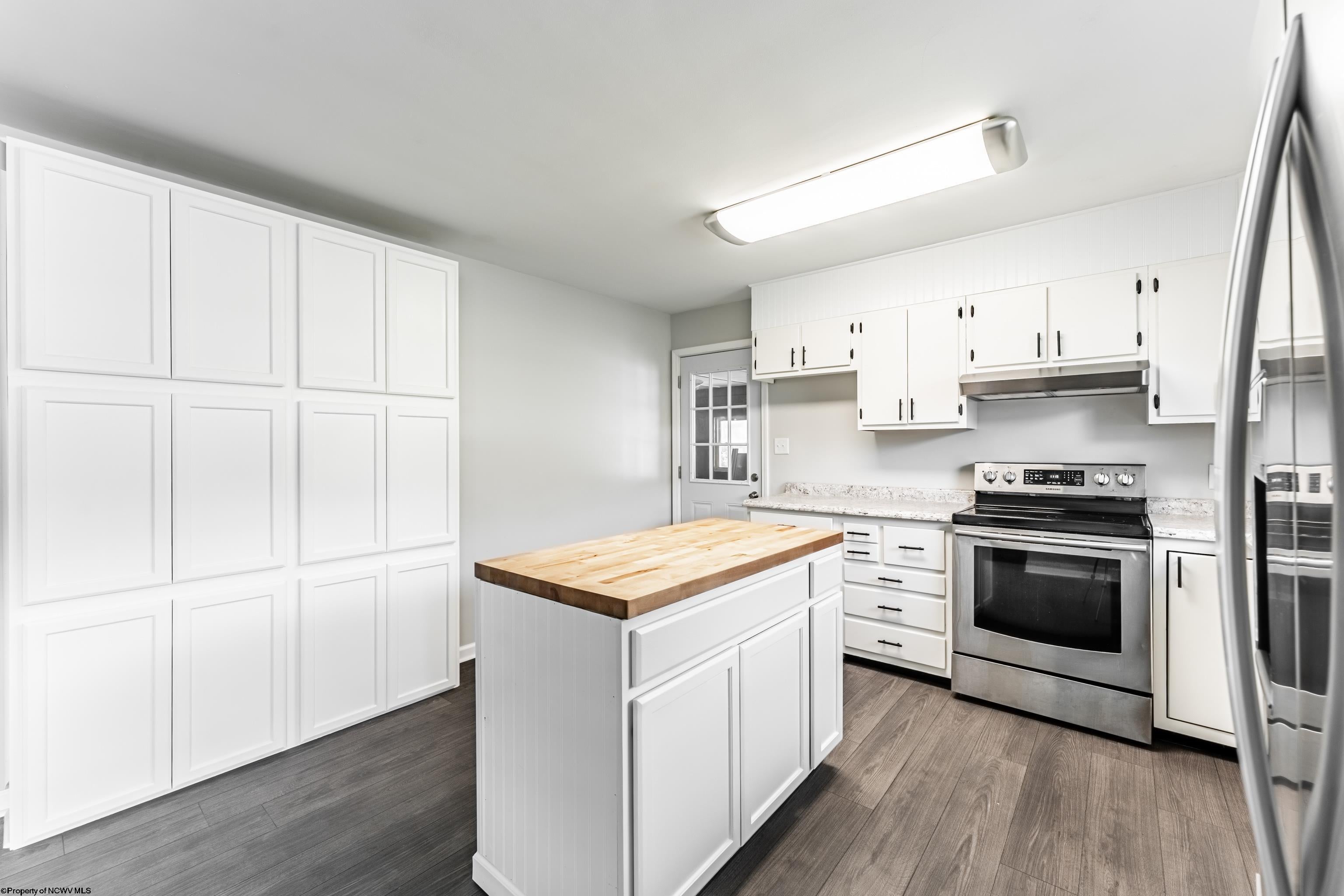 1248 Goshen Road Morgantown, WV 26508 - Photo 2 of 26 Gallery Image 2