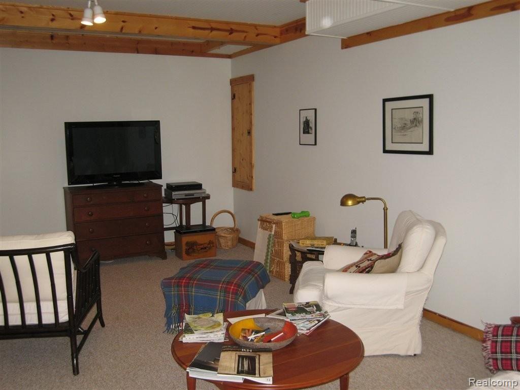 3210 East Sutton Road Dryden, MI 48428 - Photo 23 of 29 FAMILY ROOM