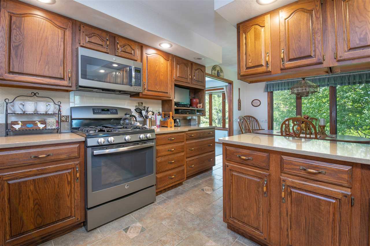 9567 Ridgeview Road Belvidere, IL 61008 - Photo 7 of 32 Gallery Image 7