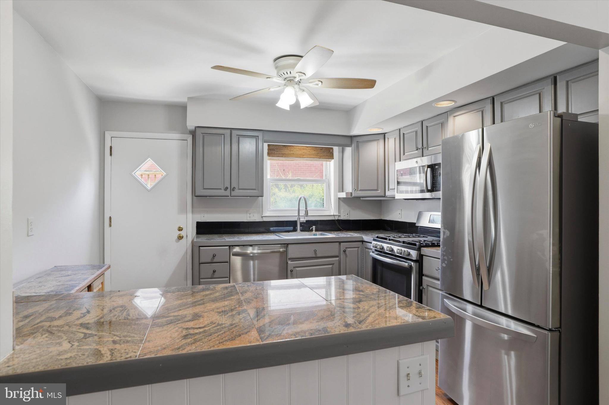 169 Juniper Road Havertown, PA 19083 - Photo 6 of 15