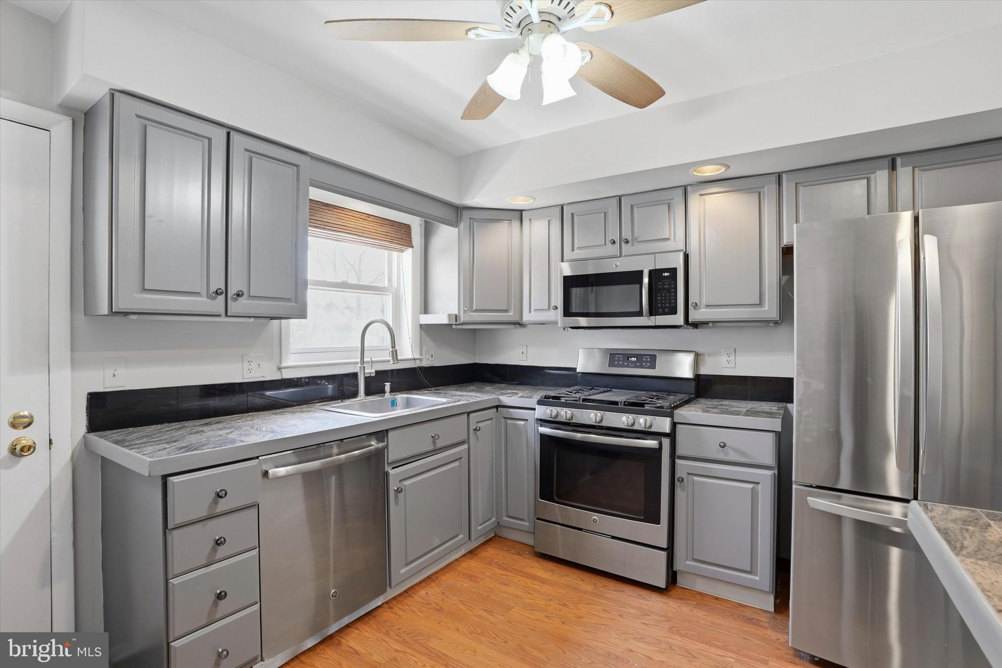 169 Juniper Road Havertown, PA 19083 - Photo 8 of 15