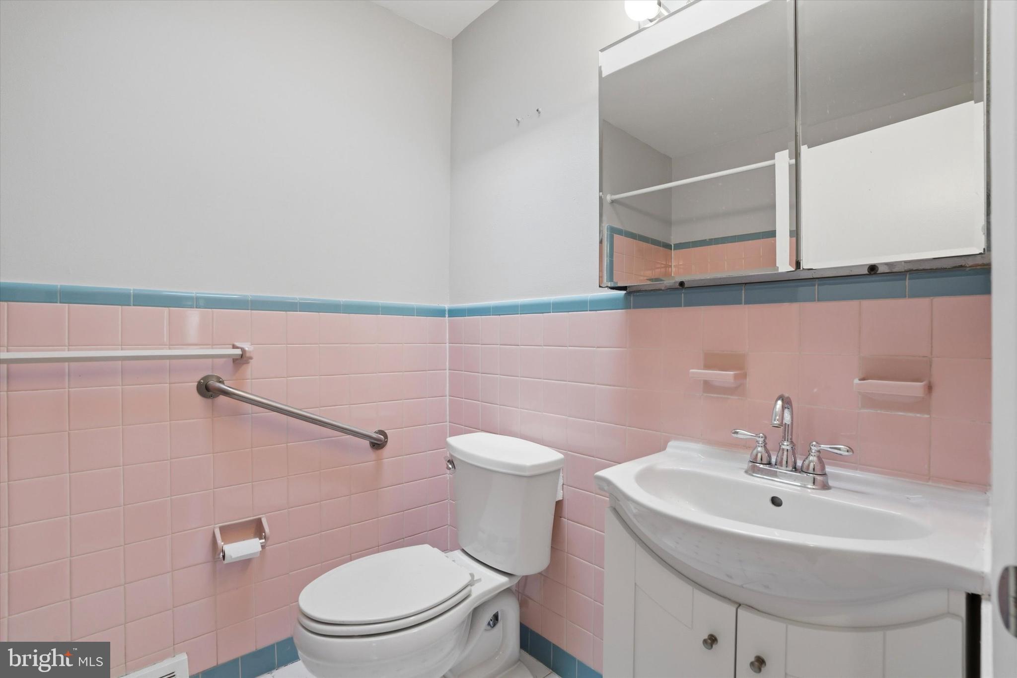 169 Juniper Road Havertown, PA 19083 - Photo 10 of 15