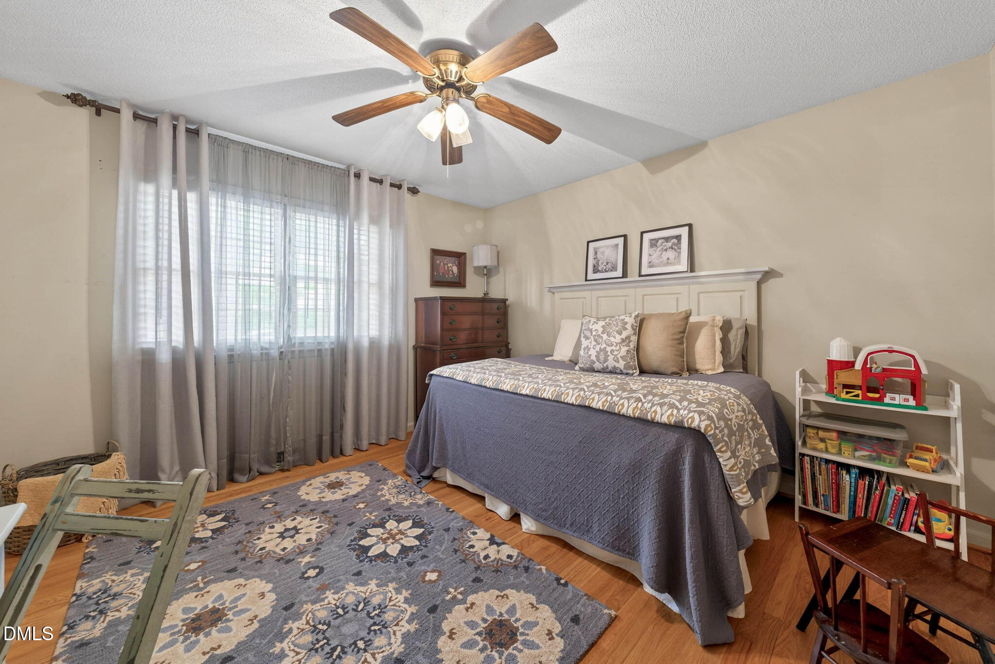 904 Hardimont Road Raleigh, NC 27609 - Photo 29 of 40 36-web-or-mls-904 Hardimont Road -36