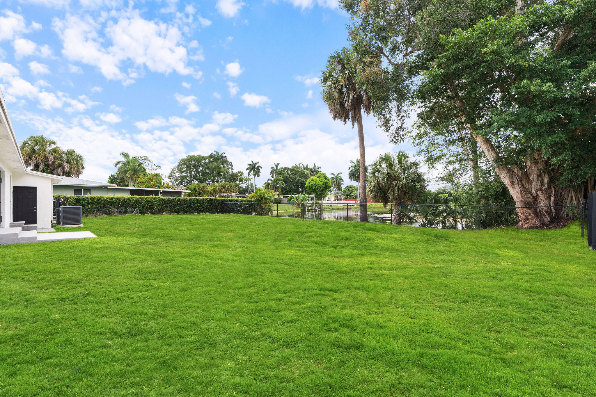 3185 Riddle Road West Palm Beach, FL 33406 - Photo 32 of 33 DSC02450