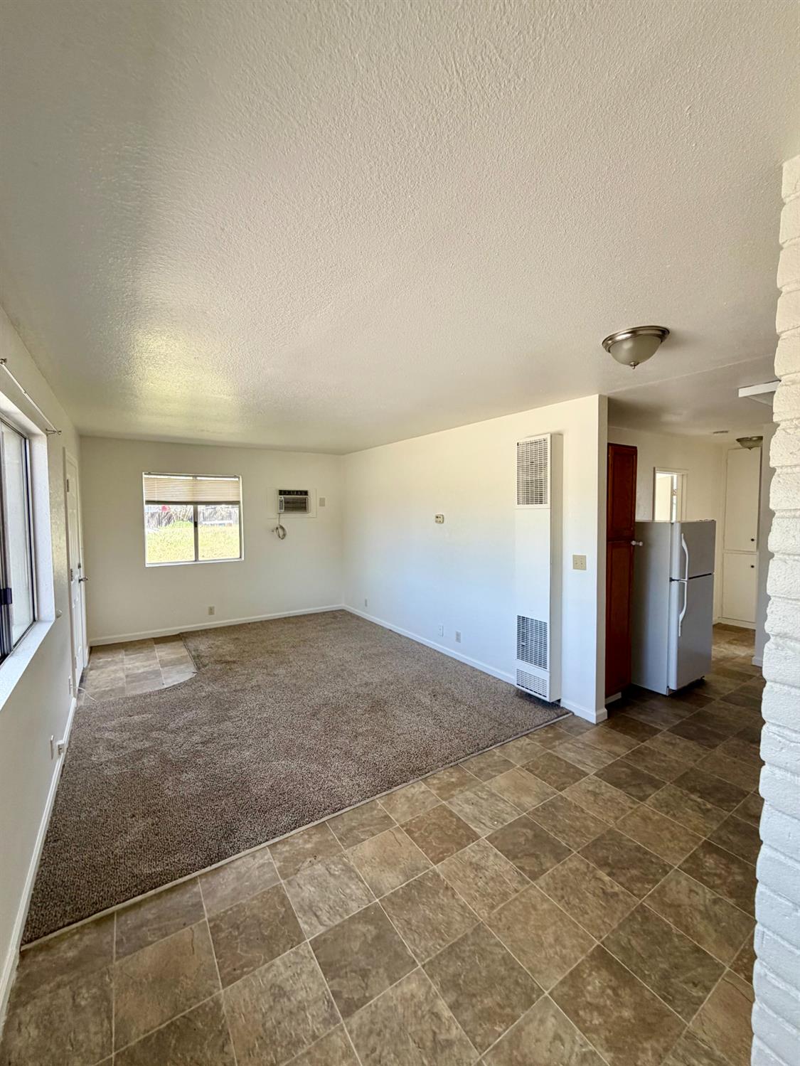 48963 River Park Road, Unit 13 Oakhurst, CA 93644 - Photo 26 of 33 Small dining area in Unit #1