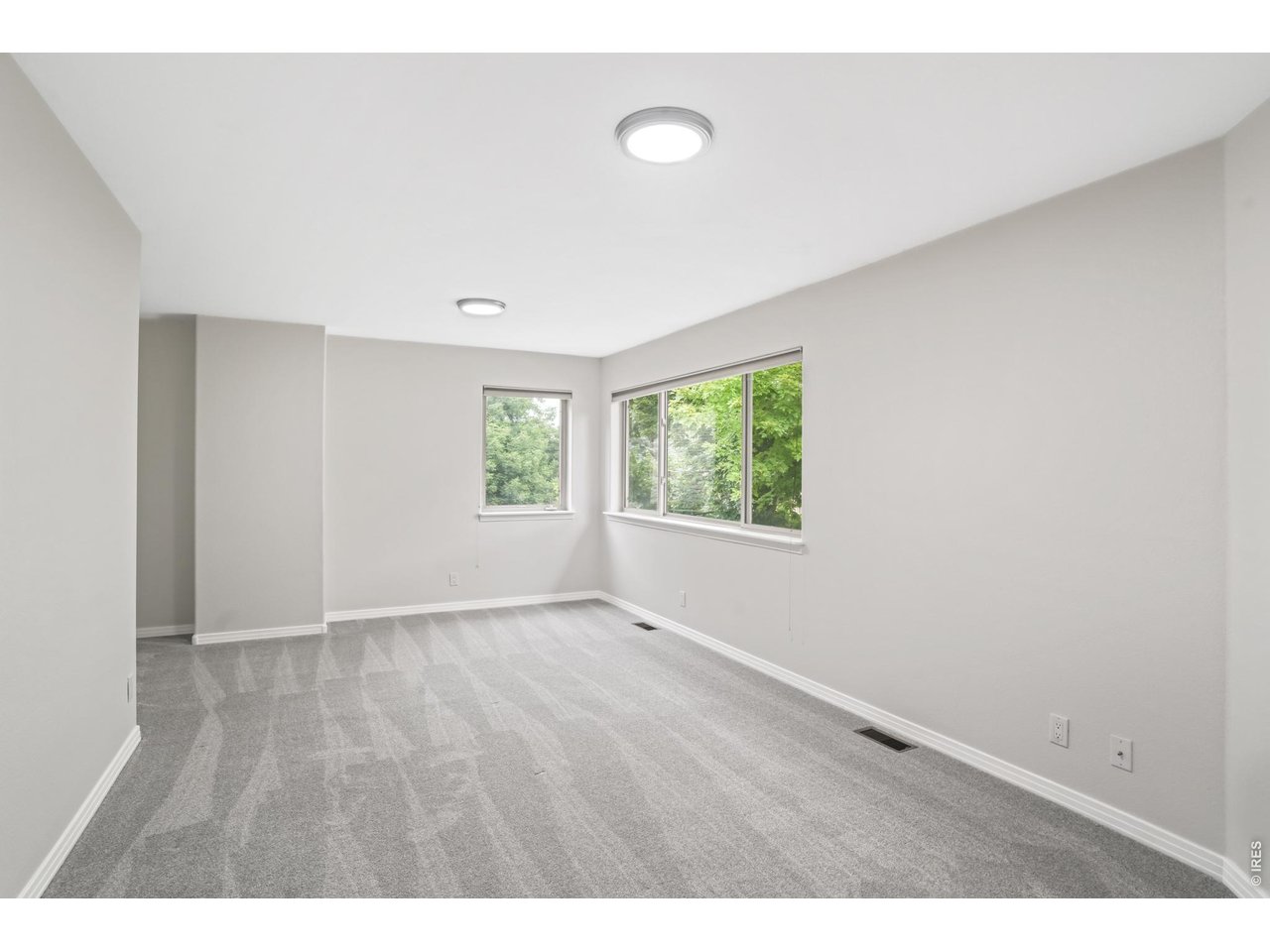 926 Hover Ridge Circle Longmont, CO 80501 - Photo 14 of 31 Large primary suite