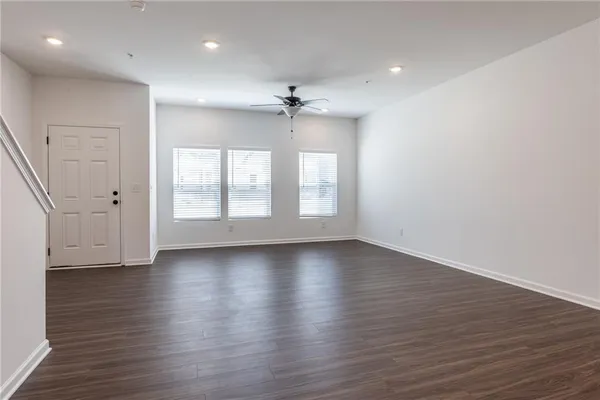 $2,100 | 5542 Highland Street, Douglasville, GA 30135