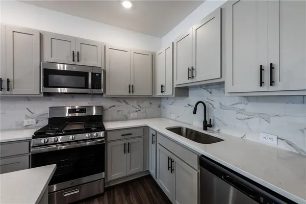 $2,100 | 5542 Highland Street, Douglasville, GA 30135