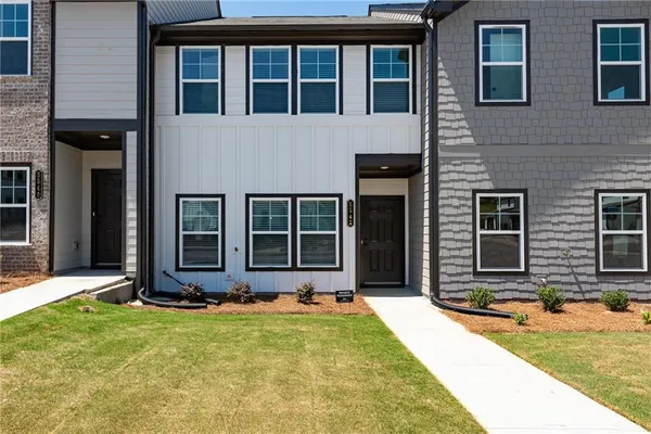 $2,100 | 5542 Highland Street, Douglasville, GA 30135