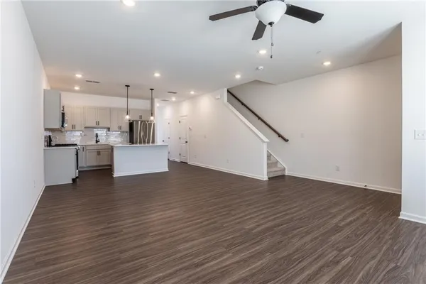 $2,100 | 5542 Highland Street, Douglasville, GA 30135