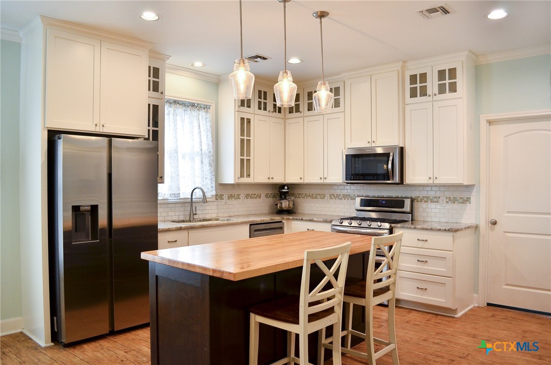91 Pura Vida Road Inez, TX 77968 - Photo 7 of 36 Gallery Image 7