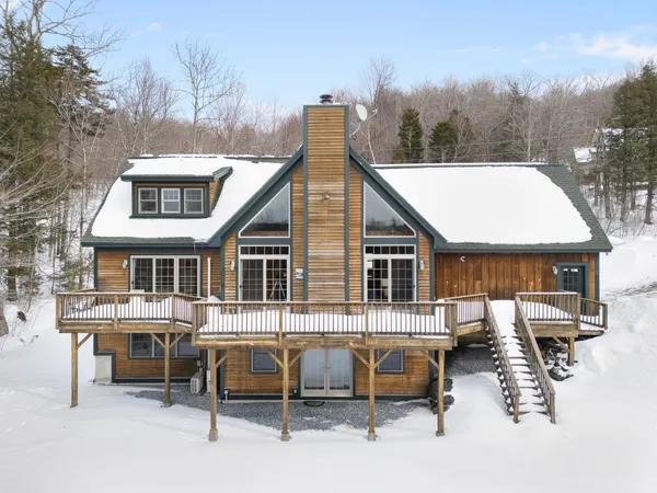 $865,000 | 42 Sugar House Road, West Dover, VT 05356