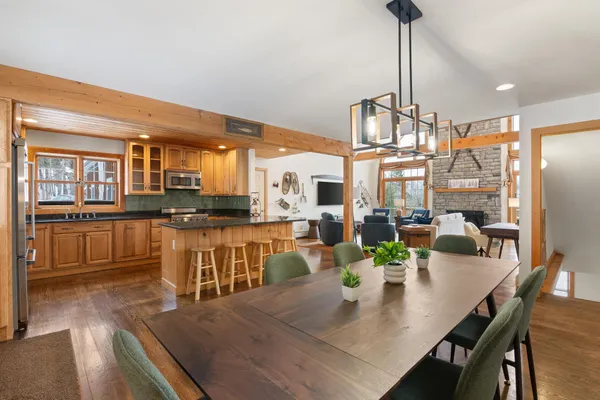 $865,000 | 42 Sugar House Road, West Dover, VT 05356