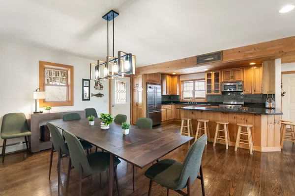 $865,000 | 42 Sugar House Road, West Dover, VT 05356