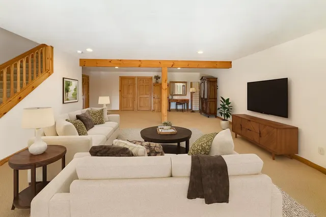 $895,000 | 42 Sugar House Road, West Dover, VT 05356