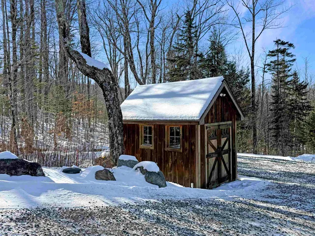 $895,000 | 42 Sugar House Road, West Dover, VT 05356
