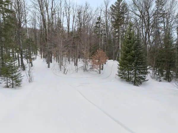 $865,000 | 42 Sugar House Road, West Dover, VT 05356